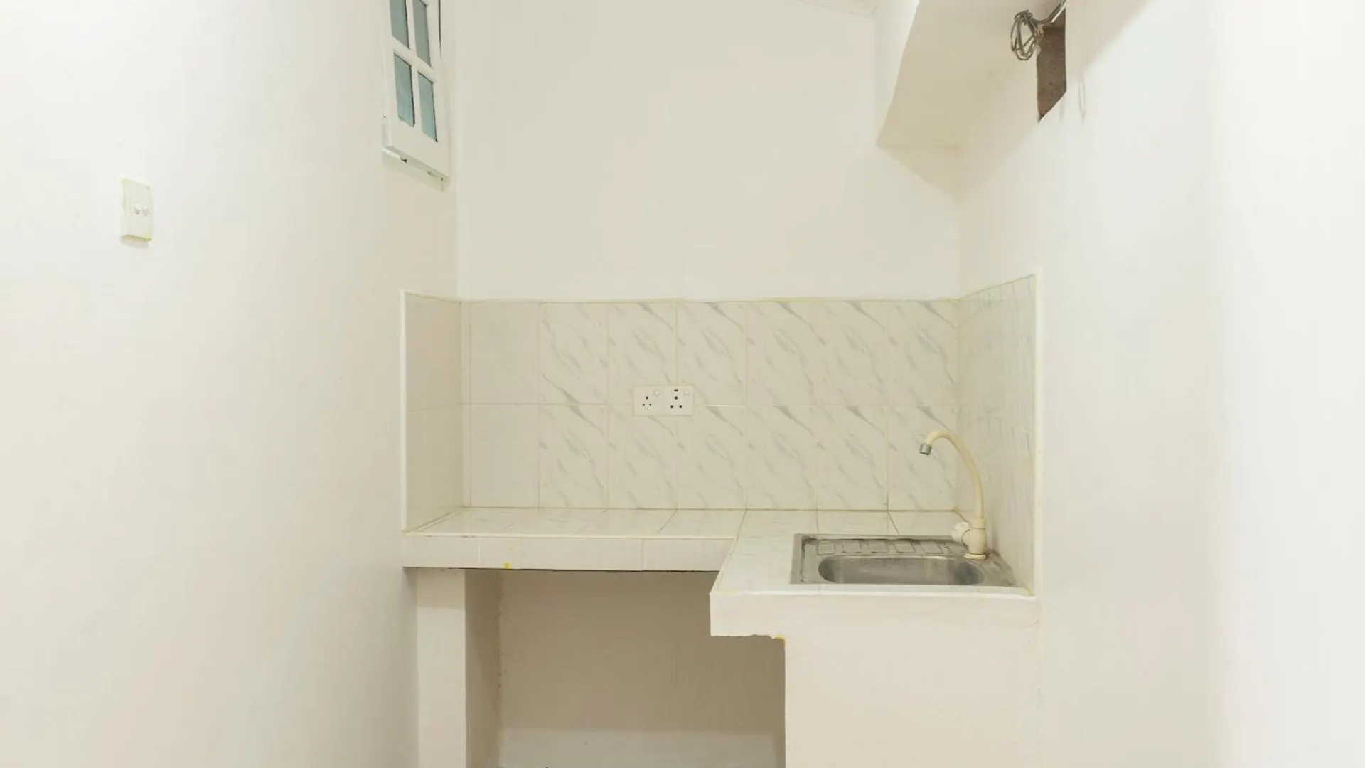 Blumarine Guest House Negombo