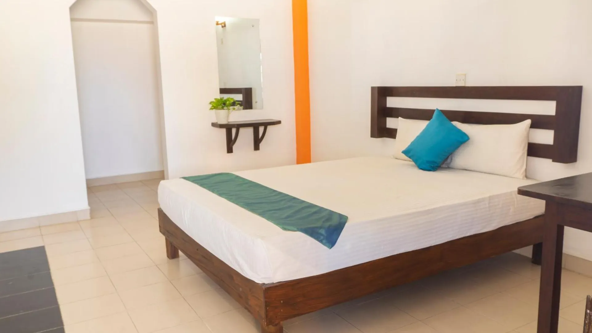 Blumarine Guest House Negombo