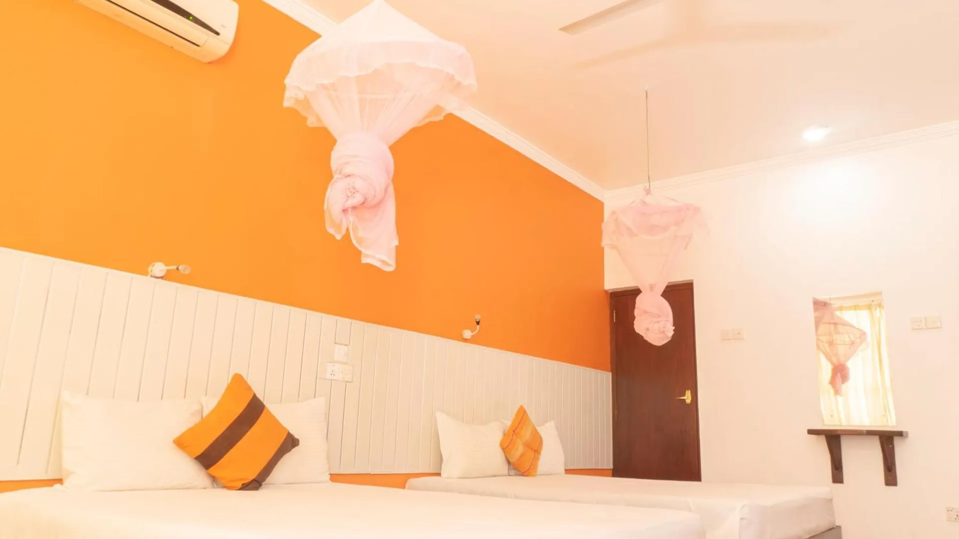 Blumarine Guest House Negombo