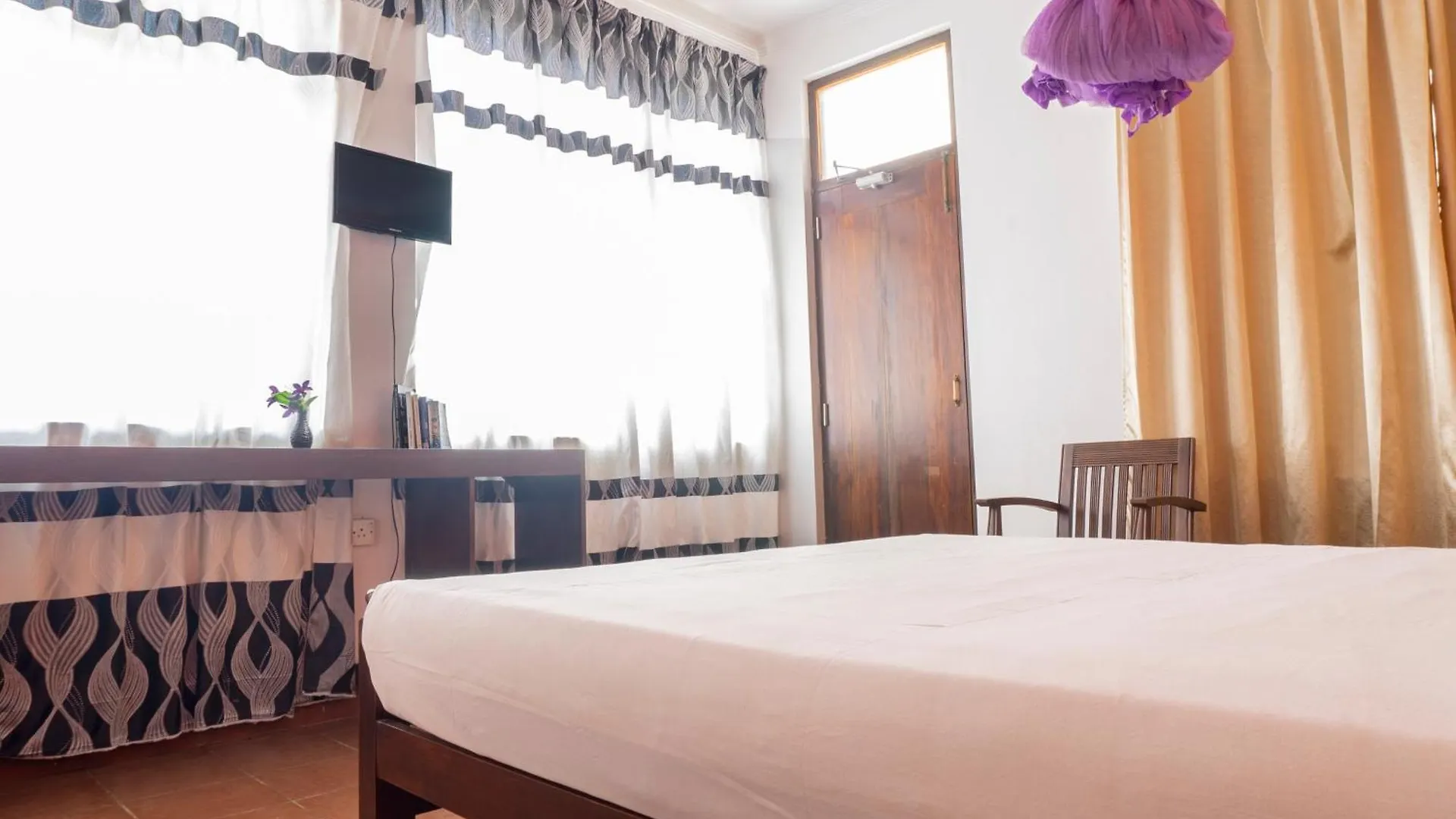 Blumarine Guest House Negombo