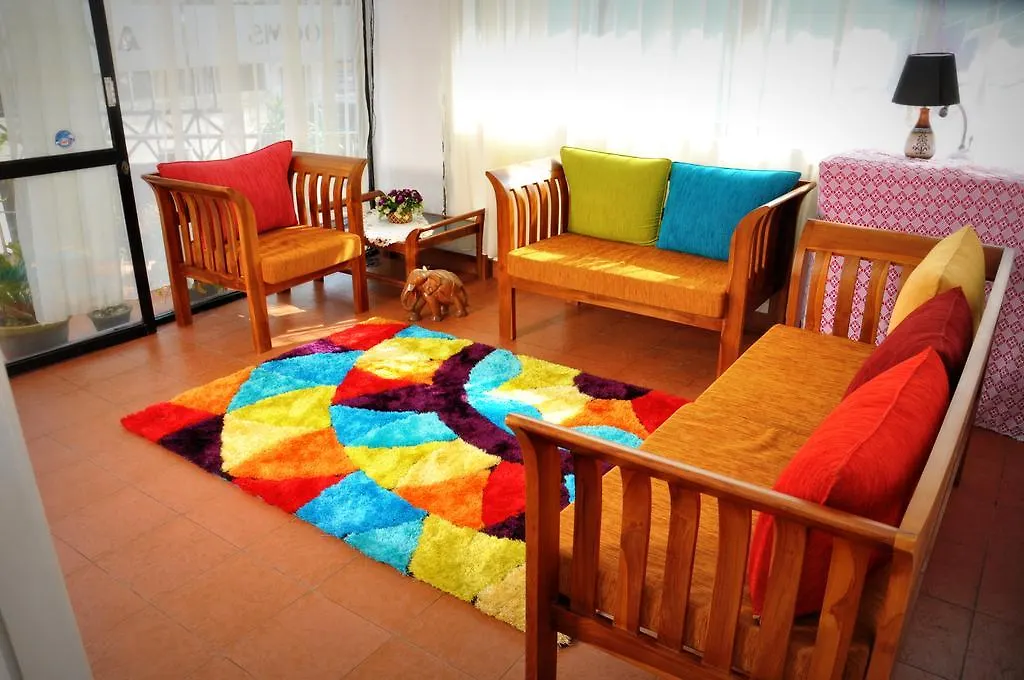 Blumarine Guest House Negombo