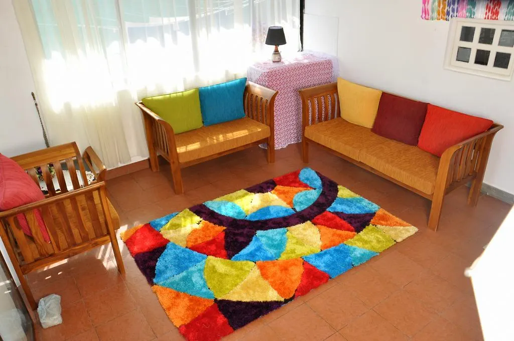 Blumarine Guest House Negombo