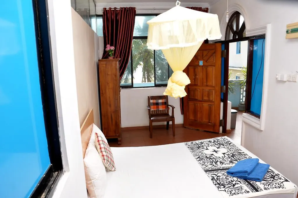Blumarine Guest House Negombo